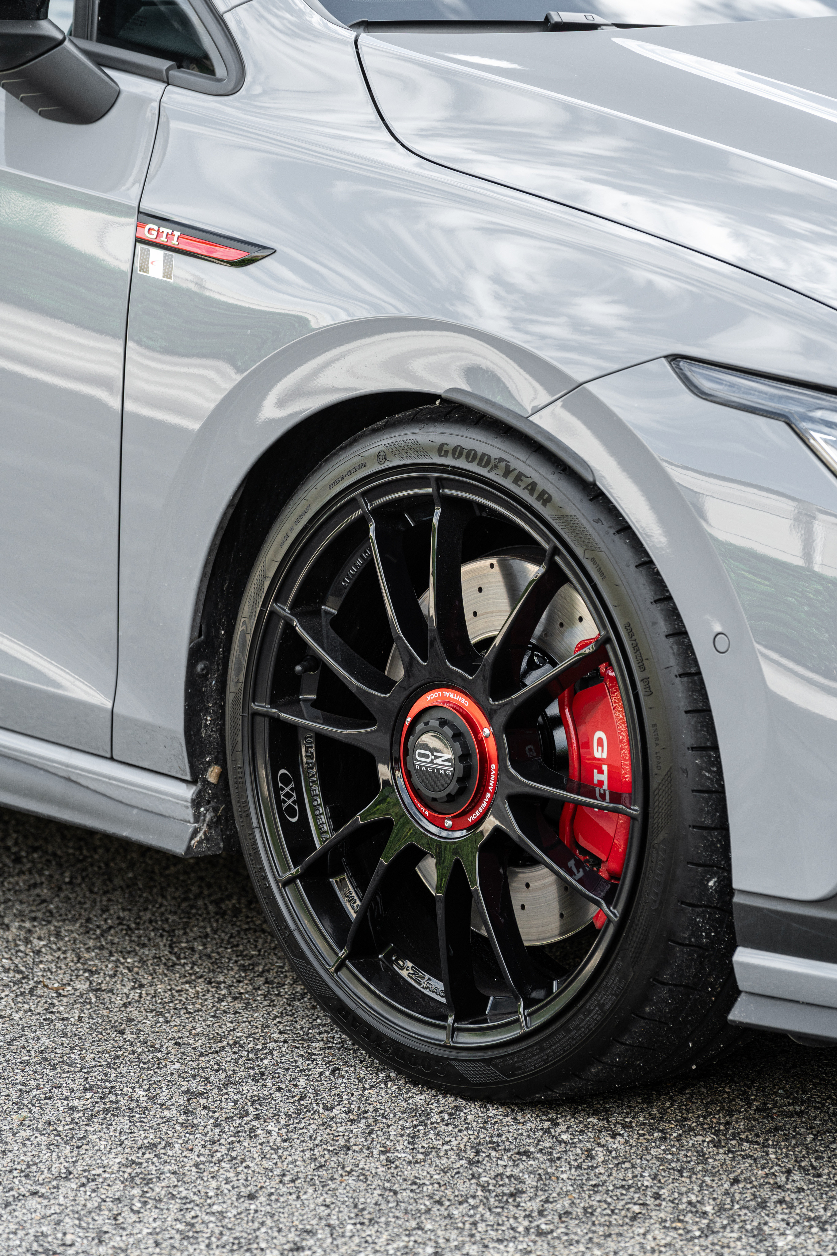 製品情報 - Ultraleggera XX - OZ Racing