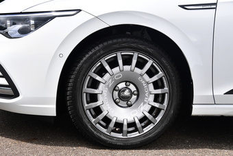 Alloy Wheels - Rally Racing - OZ Racing