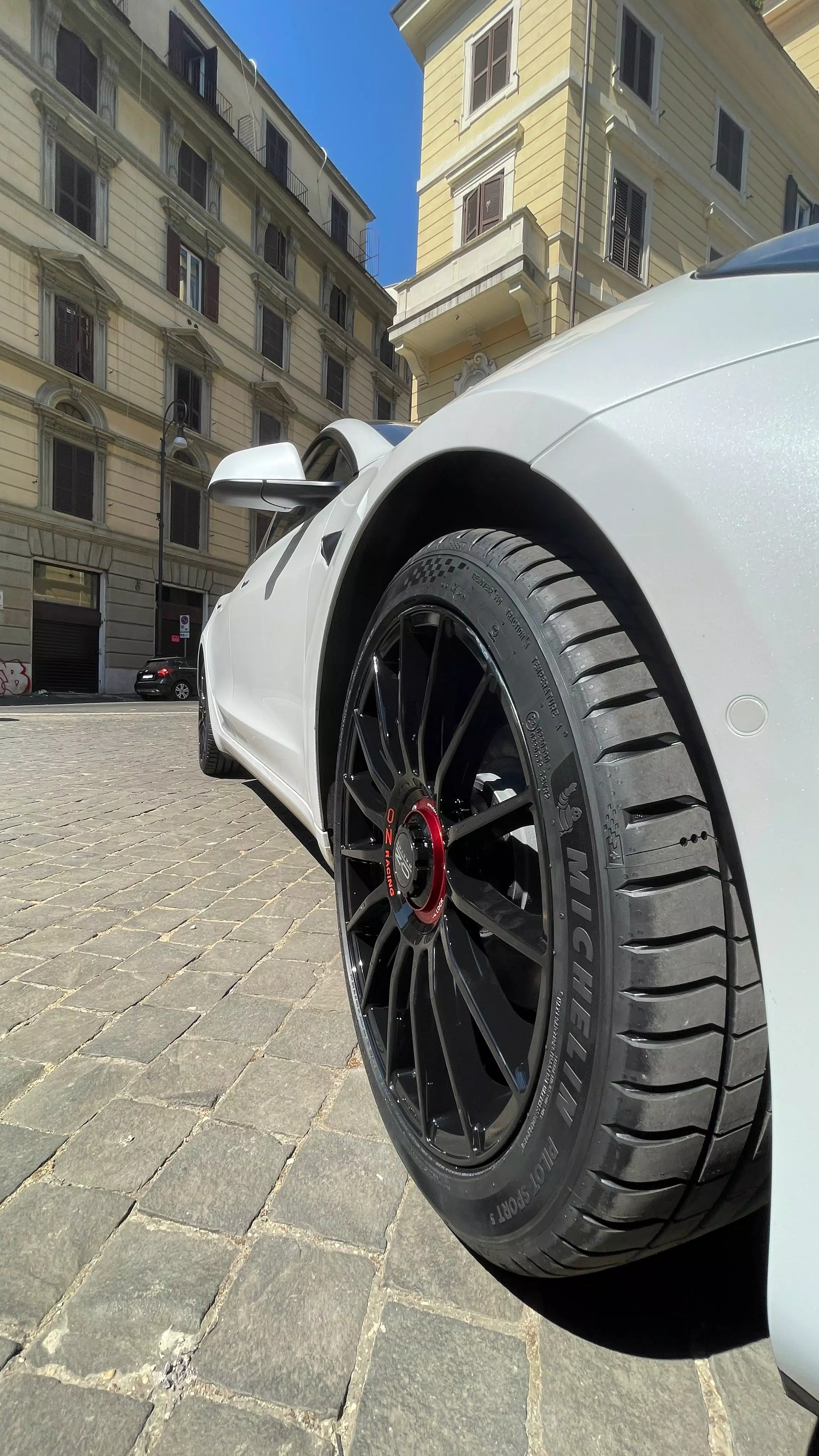 製品情報 - Superturismo Evoluzione - OZ Racing