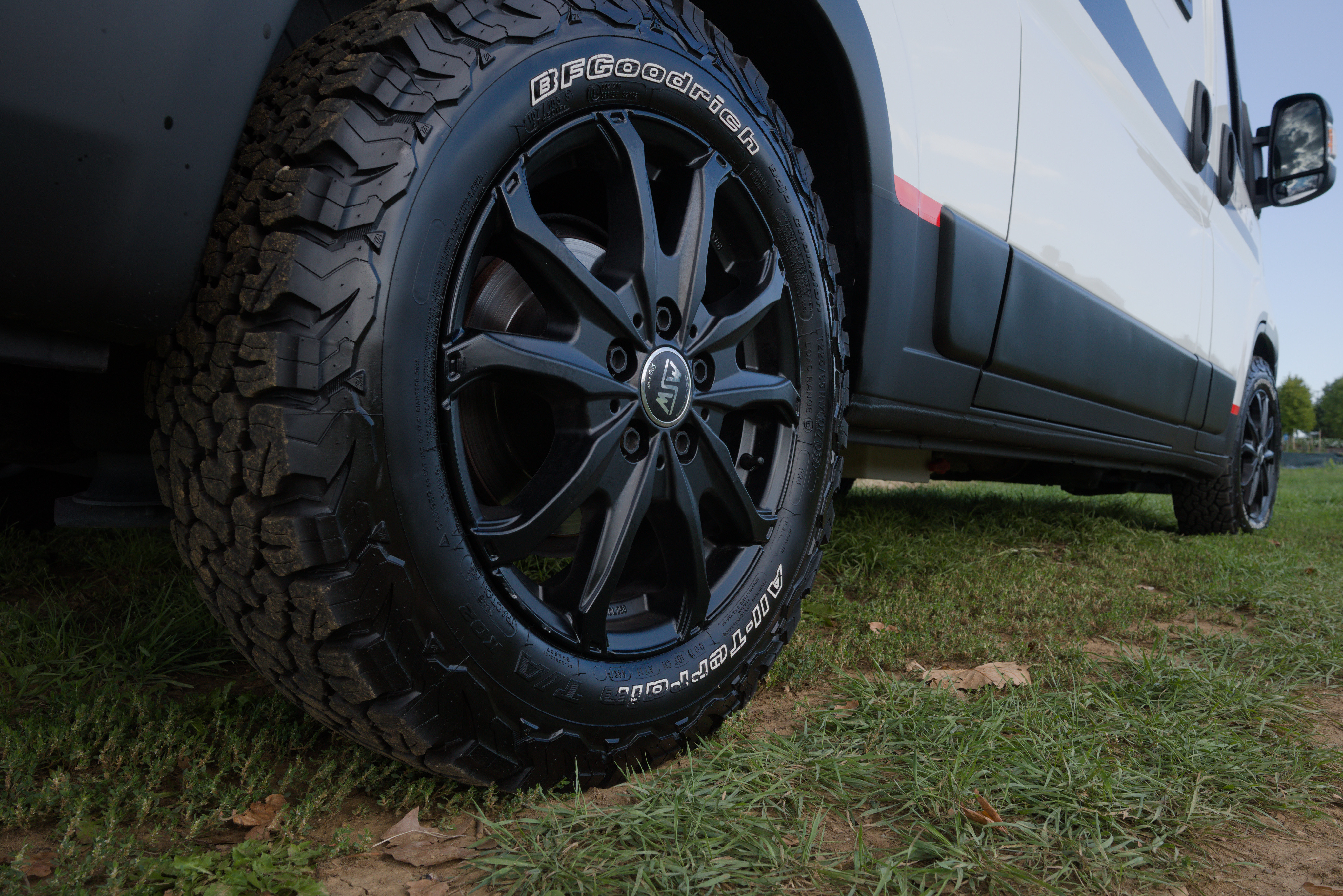 MSW48 OZ 16インチ アルミホイール ブリヂストン DUELER M/T Search by model - MSW 48 VAN 5H - MSW Wheels