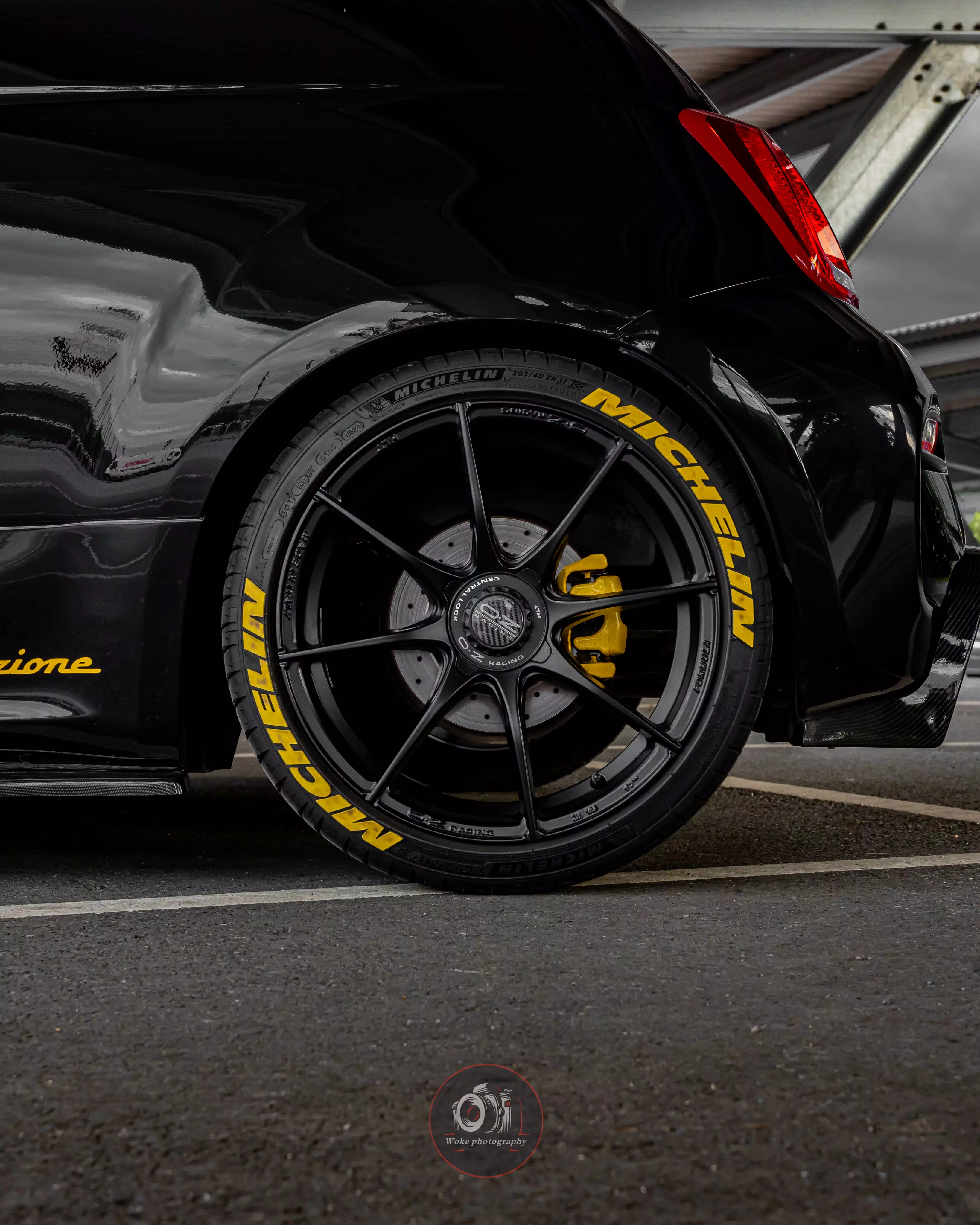 製品情報 - Formula HLT 4H - OZ Racing